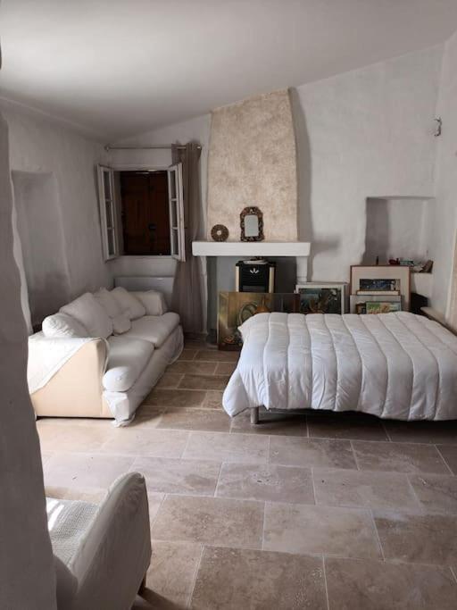 La Maison Bleue Montfort (Alpes-de-Haute-Provence) Exterior foto